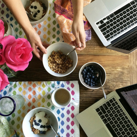 breakfast + blogging